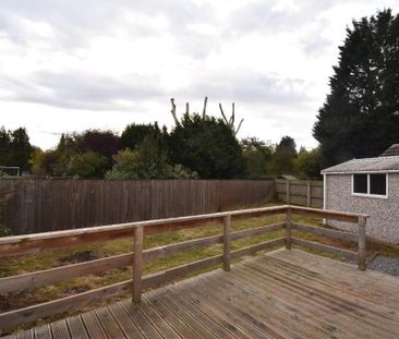 3 bedroom semi-detached house to rent - Photo 4