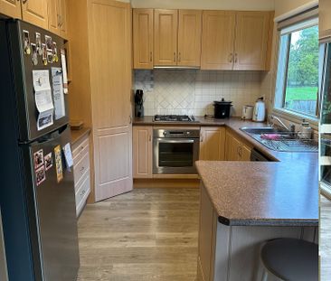 Mooroolbark - Photo 5