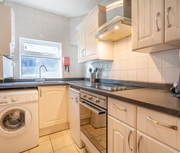 15 Crookes Road, Broomhill, Sheffield - Photo 1