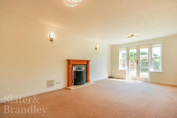 4 bedroom detached house to rent - Photo 1