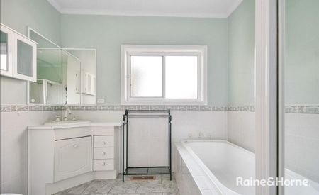 Impressive space, unbeatable location! - Photo 4