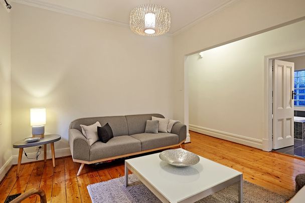211 Danks Street, Albert Park VIC 3206 - House For Rent | Domain - Photo 1