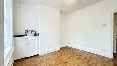 3 bedroom house to rent Tennyson Road, Luton, LU1 - Photo 2