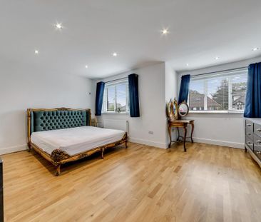 5 bedroom detached house to rent - Photo 4