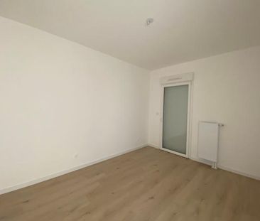 Location Appartement 2 pièces 44m² FLEURY SUR ORNE 14123 - Photo 3