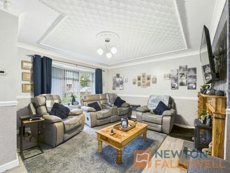 Jenner Close, Beechdale, Walsall, WS2 - Photo 2