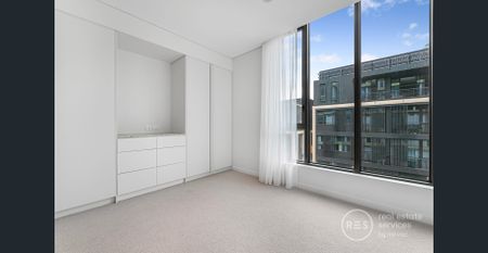 Stylish East-Facing 2-Bedroom Apartment: Modern Design with Comfortable Living - Photo 2