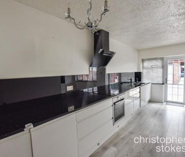 3 bedroom semi-detached house to rent - Photo 6