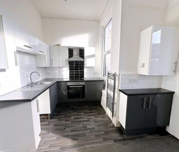 A 1 Bedroom Ground Floor Flat Instruction to Let in Hastings - Photo 3