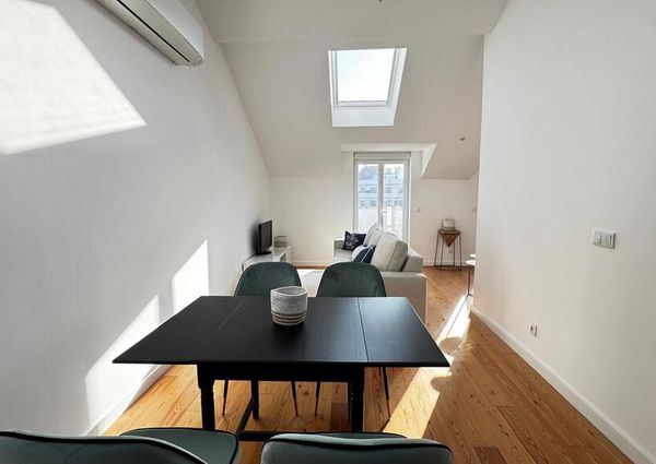 1 Bedroom Apartment with a view, Lapa, Lisboa