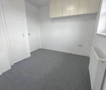 2 Bed Flat, Craigroyston Grove, EH4 - Photo 6