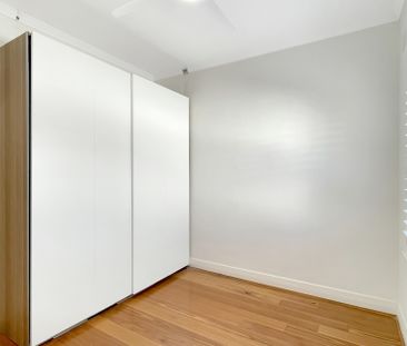 Beach, Cafes, City All Within Easy Reach - Photo 3