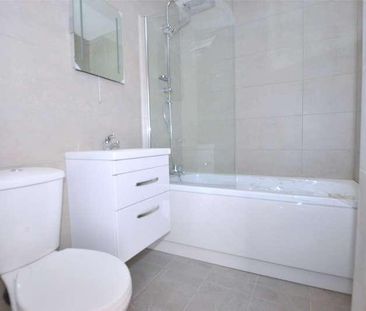 Queensway House, London Road, Redhill, Surrey, RH1 - Photo 5