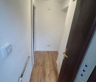 2 Bed Semi-Detached House, St. Andrews Road, B9 - Photo 2