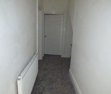 2 bed flat to rent in Leighton Street, South Shields, NE33 - Photo 6