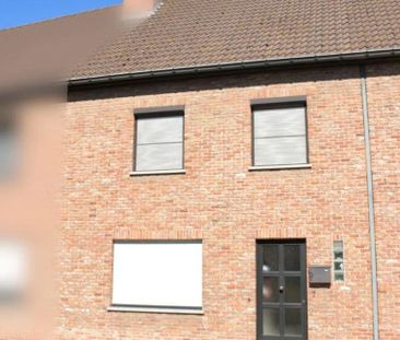 Woning te huur in Oeselgem voor € 1.050 met 3 slaapkamers - Photo 1