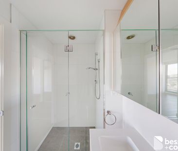 506/99 Donald Street, Footscray VIC 3011 - Apartment For Rent | Domain - Photo 1
