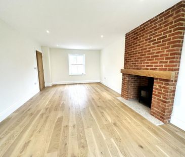 Windmill Hill, Hailsham, East Sussex - Photo 1