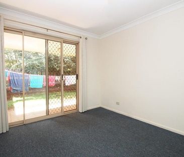 Bright & Comfortable 2-Bedroom Unit in a Fantastic Location – Walk ... - Photo 5