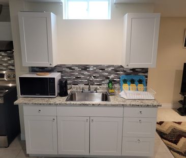 For Lease - 2 Saddler Avenue Unit# #1, Brampton, Ontario - Photo 3