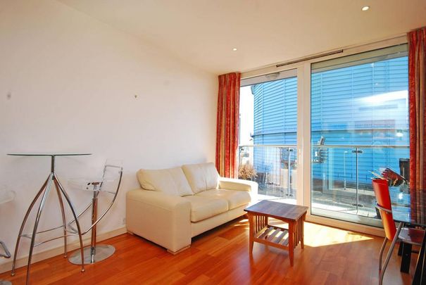 1 bedroom flat to rent - Photo 1