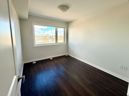 For Lease - 157 William Duncan Road Unit# 4, Toronto, Ontario - Photo 4