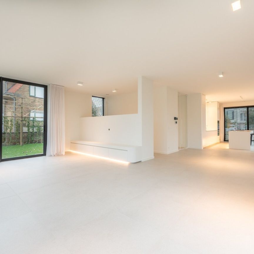 Moderne nieuwbouwvilla in de Meerlaan, nabij het centrum en het Scharpoord - Photo 1