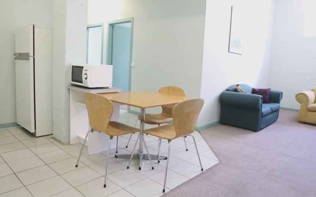 3 Bedroom Apartment - Photo 1