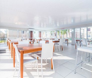 Apartamento com 2 quartos e 45m² para alugar em Mário Quintana, Por... - Photo 6