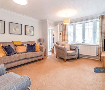 3 bedroom detached house to rent - Photo 2