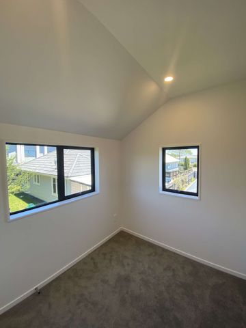 Brand New - 2 Bedrooms plus Study - Photo 3