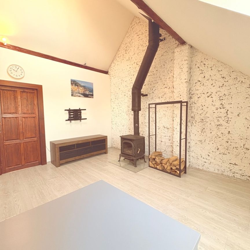 Pronájem bytu 2+kk 101 m², Masarykova, Rudná - Photo 1