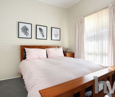 Neat 1 Bedroom Unit - Photo 4