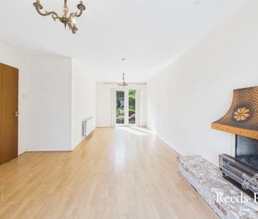 86 Trossachs Drive, Finaghy, Belfast, BT10 0HU - Photo 2