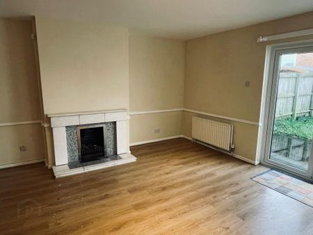 Upper Malone Crescent, Belfast, BT9 6PR - Photo 3