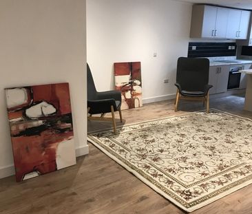 Room in a Shared Flat, Lydgate Lane, S10 - Photo 1