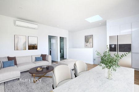 2 / 48 Hill Street, BENTLEIGH EAST - Photo 2