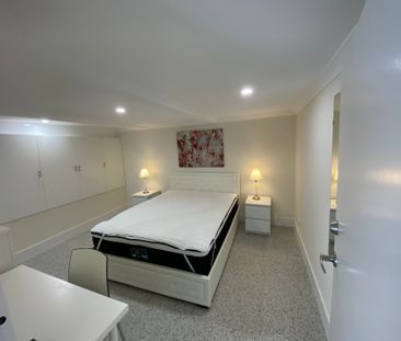 North Perth - Photo 2