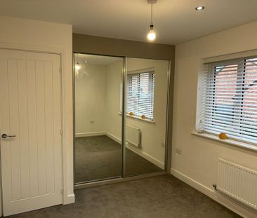 3 bedroom end of terrace house to rent - Photo 5