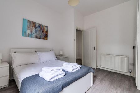 2 bedroom apartment to rent - Photo 5