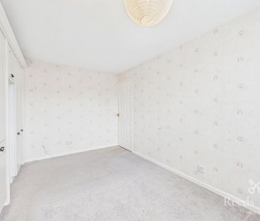 3 bedroom detached house to rent - Photo 4