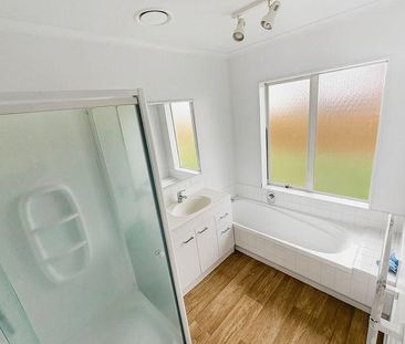 Home on Riverton! - Photo 6