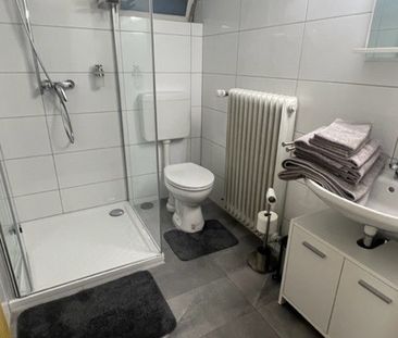 Miete inkl. Nebenkosten: 990 € pro Monat, plus Strom, plus Heizung - Photo 6