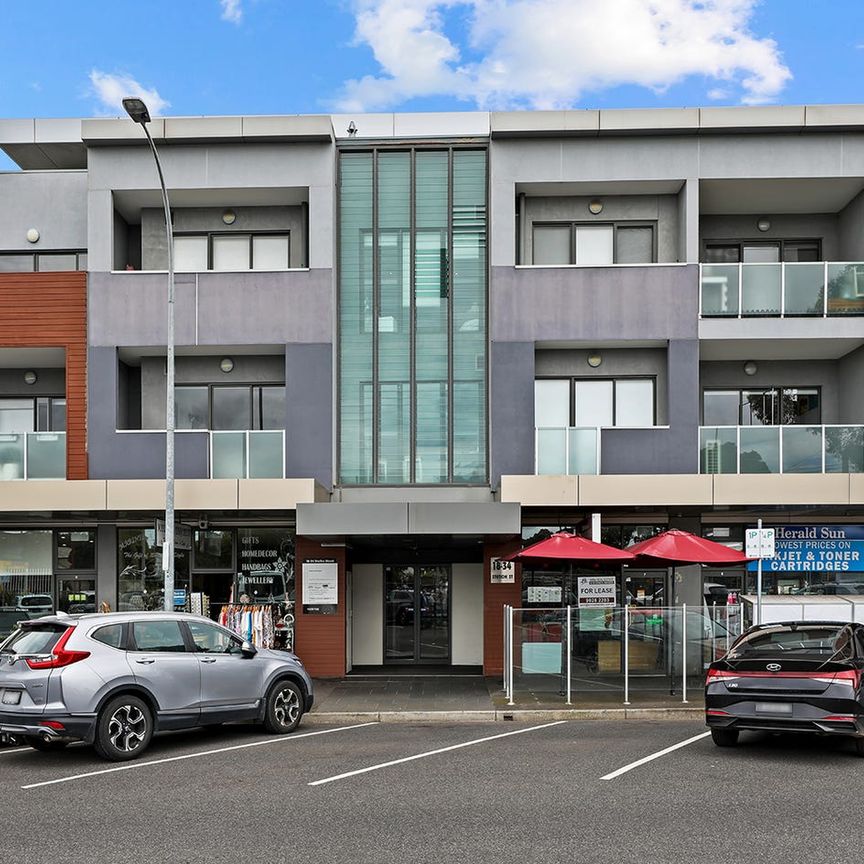 Stylish Studio Living in the Heart of Sandringham Village - Photo 1