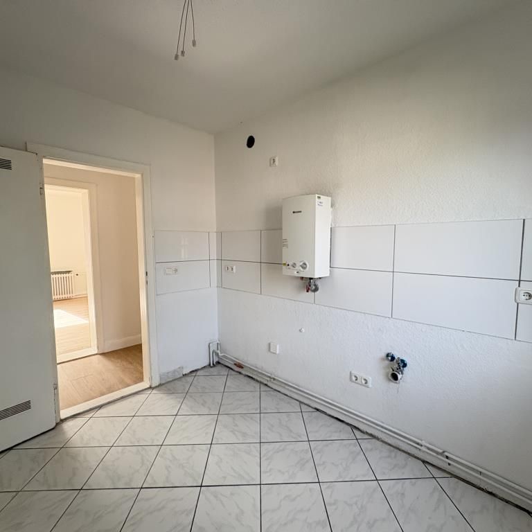 3-Zimmer-Wohnung mit Balkon in Bremerhaven mieten - Foto 1