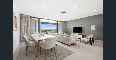 Luxurious Split-Level Apartment with Panoramic Views - Photo 4