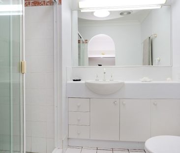 4 Strauss Court, Nerang QLD 4211 - Apartment For Rent | Domain - Photo 5