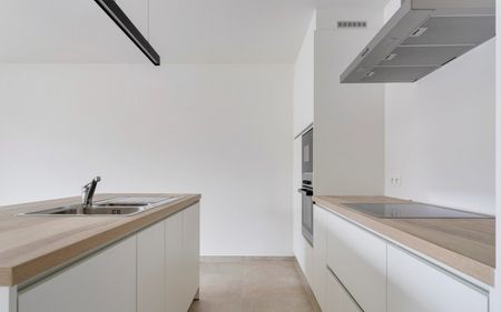 Recent, modern appartement nabij het centrum - Photo 3