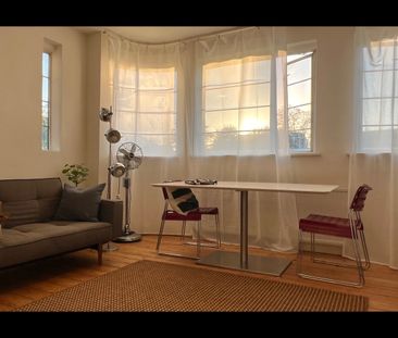 2 Bed Flat, Crownstone Road, SW2 - Photo 2