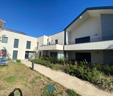 Location Appartement 2 pièces 40m² DECINES CHARPIEU 69150 - Photo 5